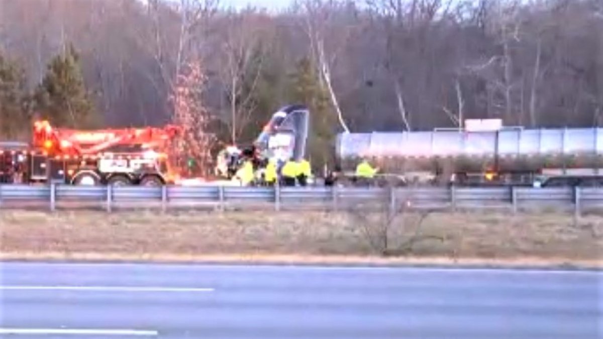 Route 495 Southbound Shut Down After Tractor Trailer Crash in Haverhill ...