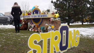 makeshift memorial outside of Oxford High School