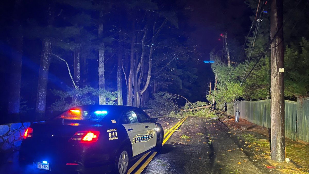 Massachusetts Power Outages Thousands Lose Power Due to Strong Winds