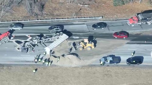 Major Delays After Tractor-Trailer Rollover Crash on Route 495 in ...