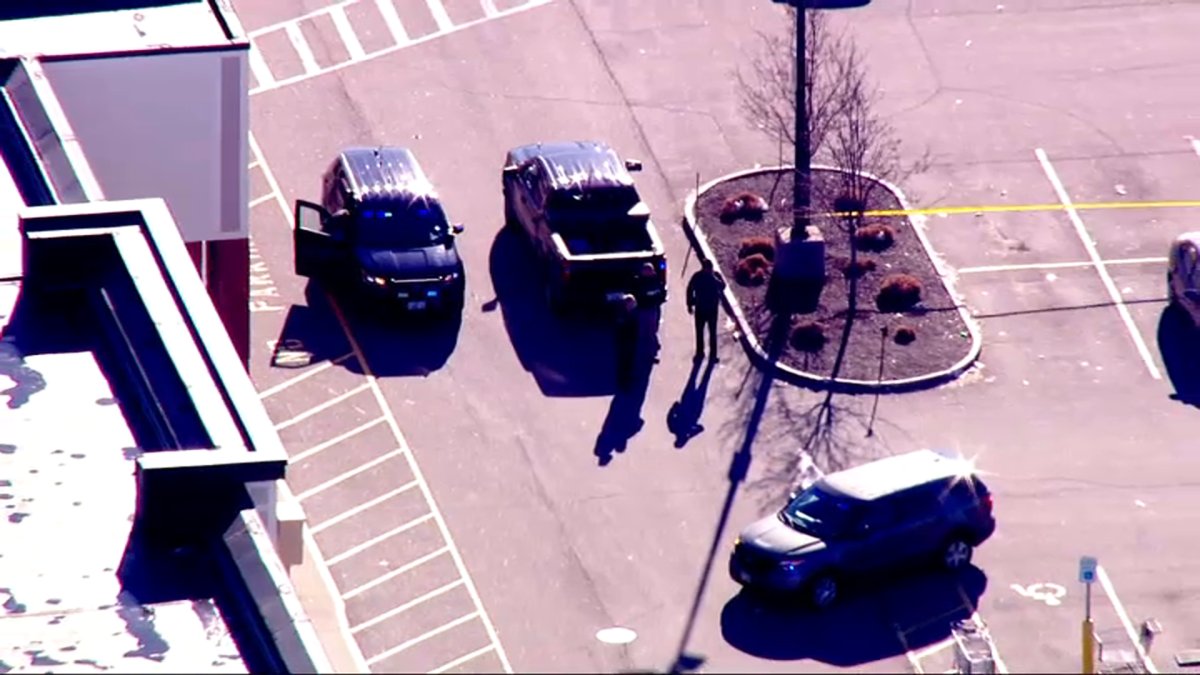 Seabrook, NH Market Basket Evacuated Over Pressure Cooker NBC Boston