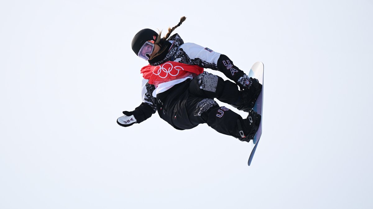 Chloe Kim Heads to Final in Snowboarding Halfpipe – NBC Boston