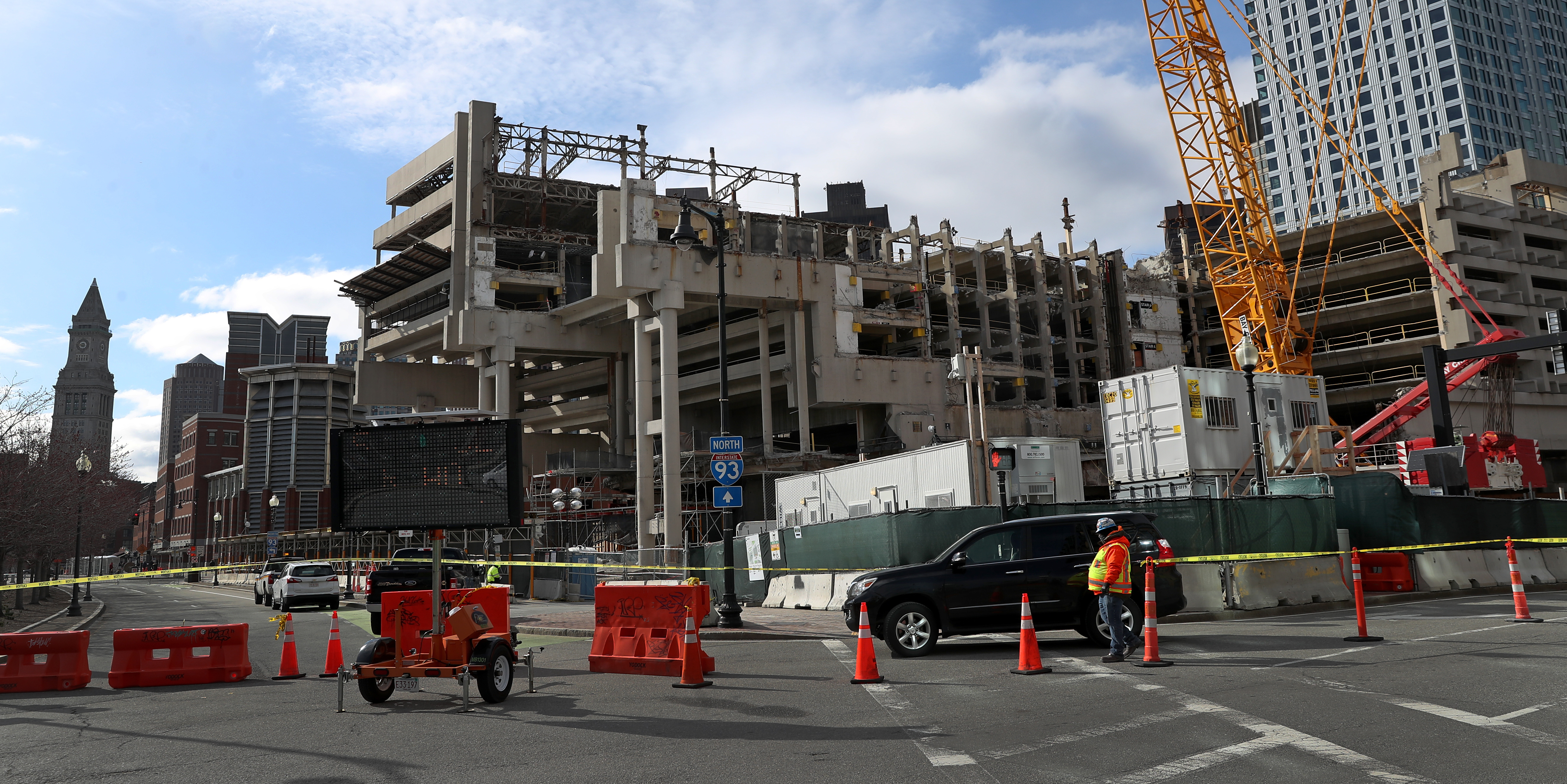 1 killed, 1 injured in collapse of Boston parking garage that was under  construction