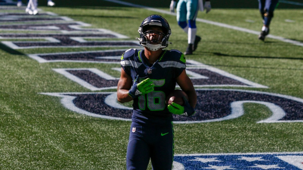 Should Patriots Trade for Tyler Lockett After Russell