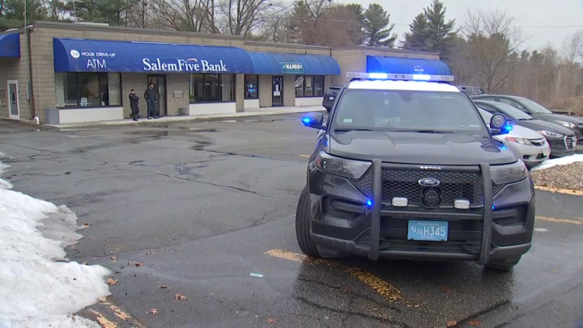 Tewksbury MA Police Place School in Lockdown After Bank Robbery NBC