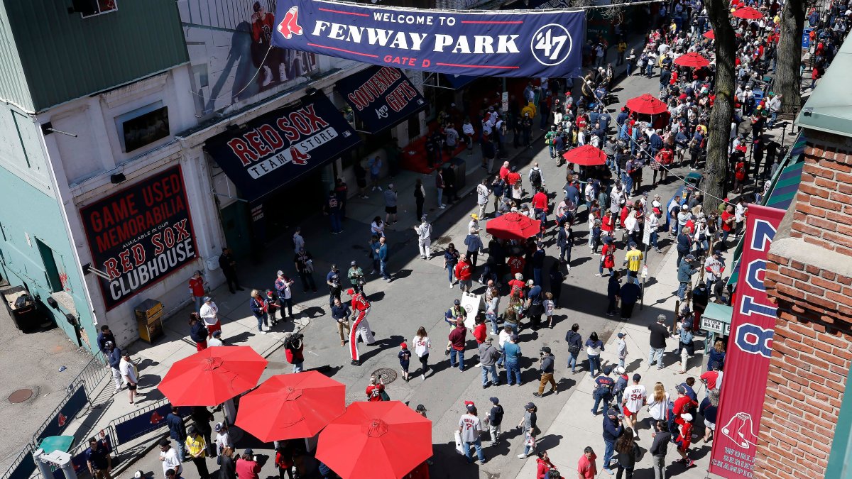 Red Sox: Scenes From Fenway Park at Home Opener – NBC Boston