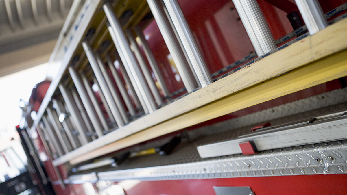 Chelmsford Mass. fire leaves 2 dead