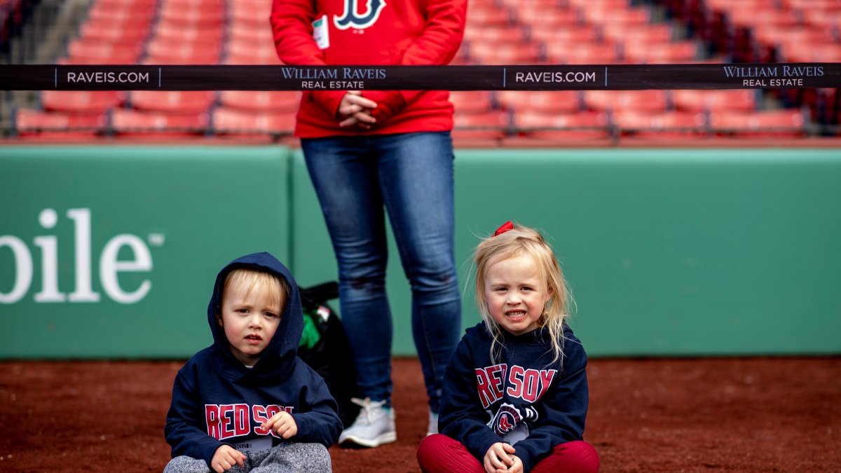 Red Sox to Select 10 Winners in Mother's Day Contest – NBC Boston