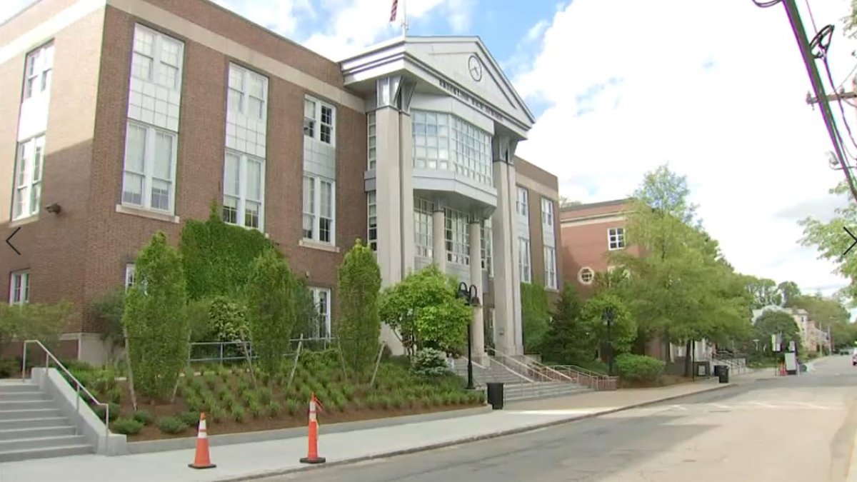 Brookline Public Schools Closed Monday Over Educators Planned Strike