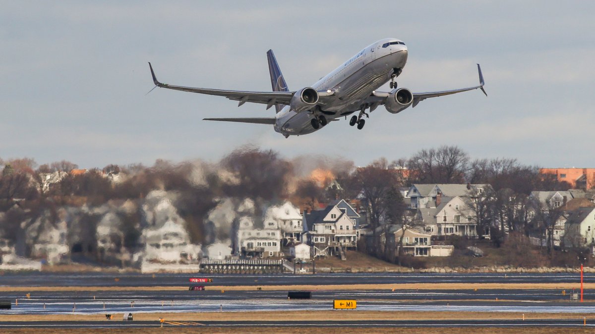 Flight Delays And Cancellations Continue At Logan Airport Nbc Boston