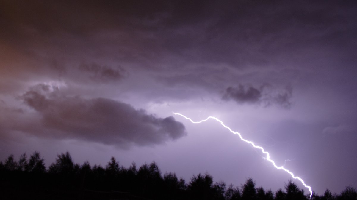 Nuage Led fait ⚡⚡⚡ #thunderstorm