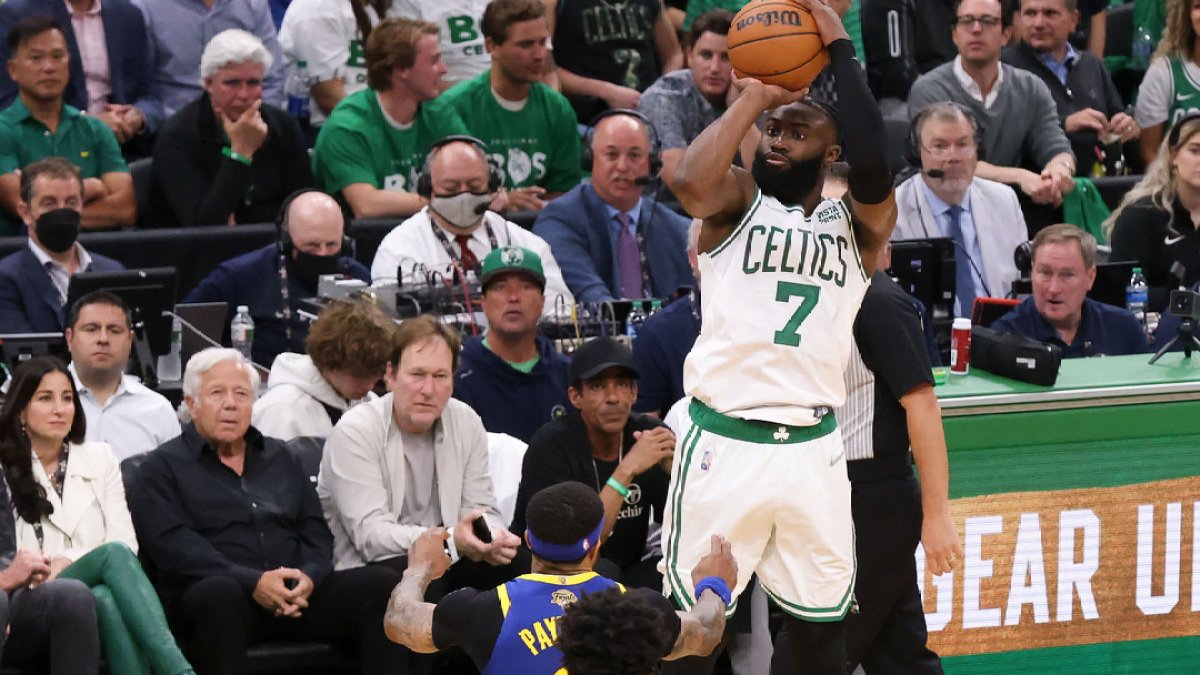 Jaylen Brown owns final sequence, ready to atone for 'f—ing' disgrace – NBC  Sports Boston