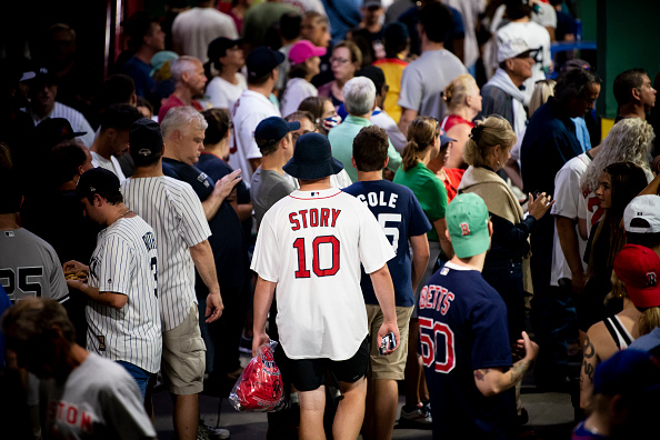 Photo Of These 2 Fans At The Yankees-Red Sox Game Is Going Viral - The  Spun: What's Trending In The Sports World Today