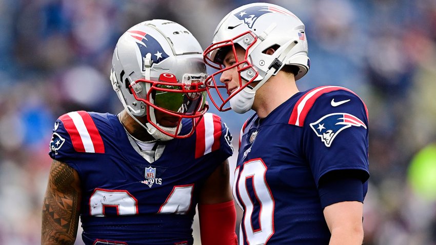 New England Patriots wide receiver Tre Nixon (82) runs the ball against the  Las Vegas Raiders during the first half of an NFL preseason football game,  Friday, Aug. 26, 2022, in Las