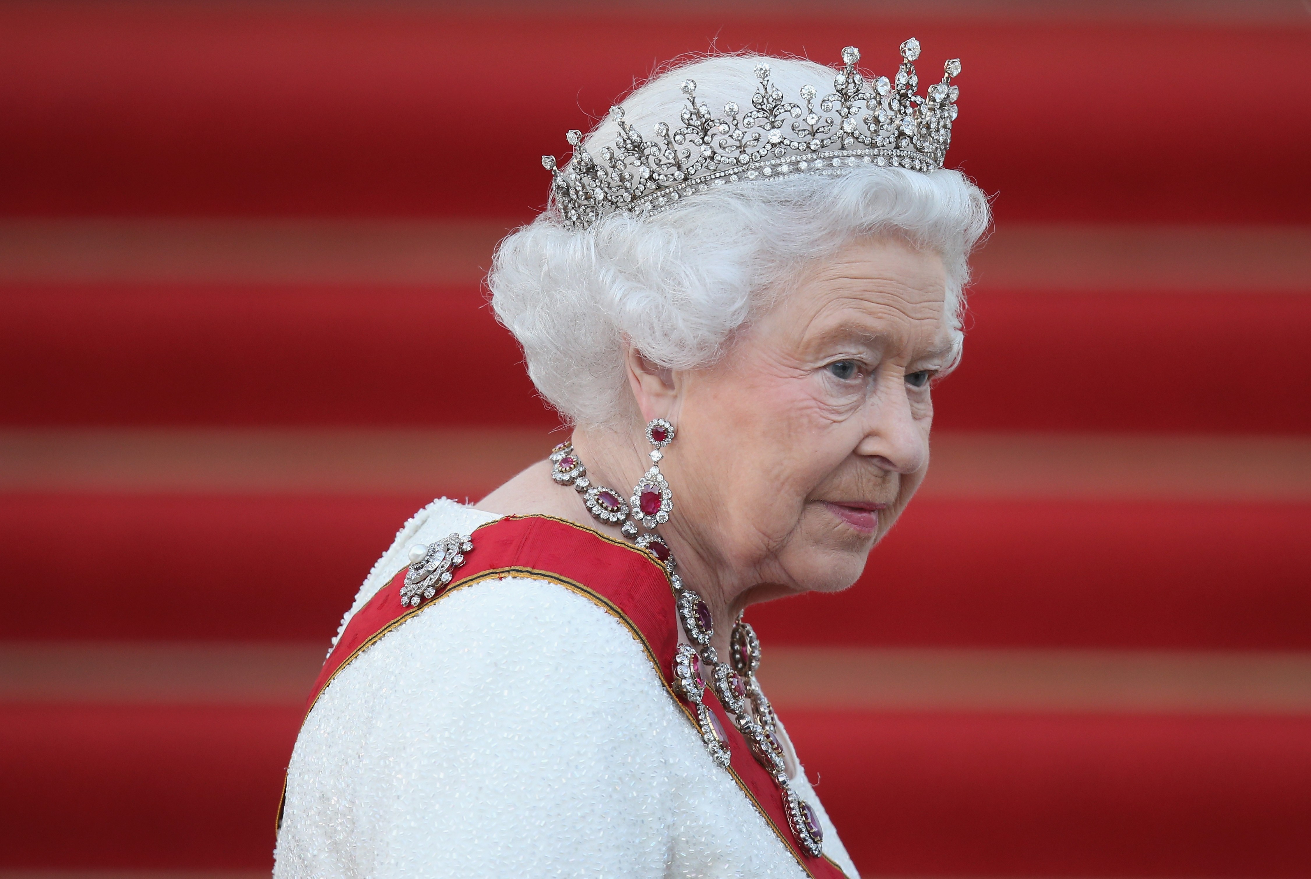 queen elizabeth visits boston