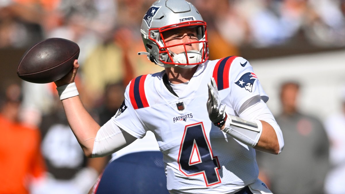 Bailey Zappe's jersey from win over Browns placed in New England Patriots  Hall of Fame 