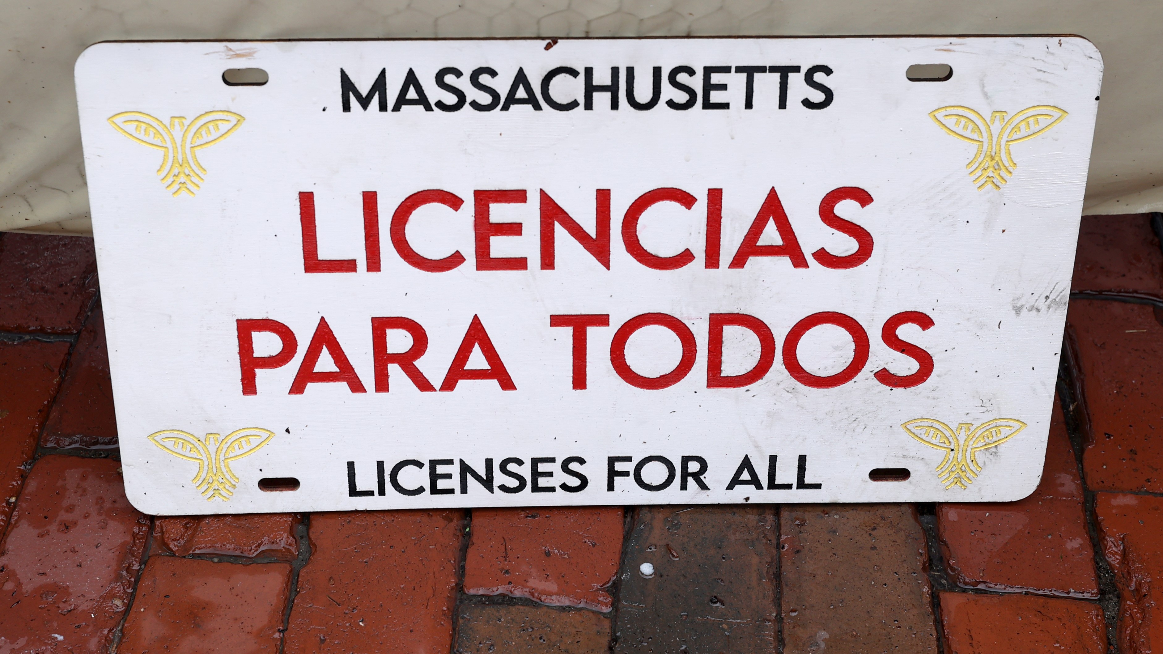 House Passes Bill to Bring Drivers Under Same Licensing Standards