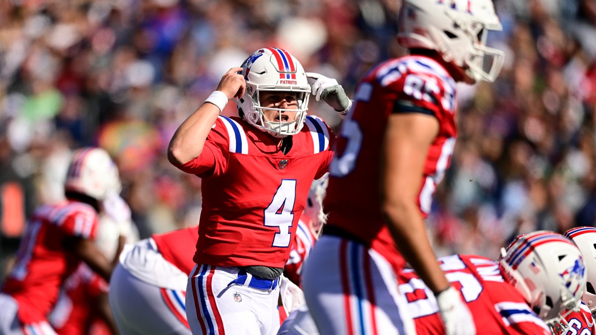 Mac Jones leads New England Patriots to rout of Cleveland Browns