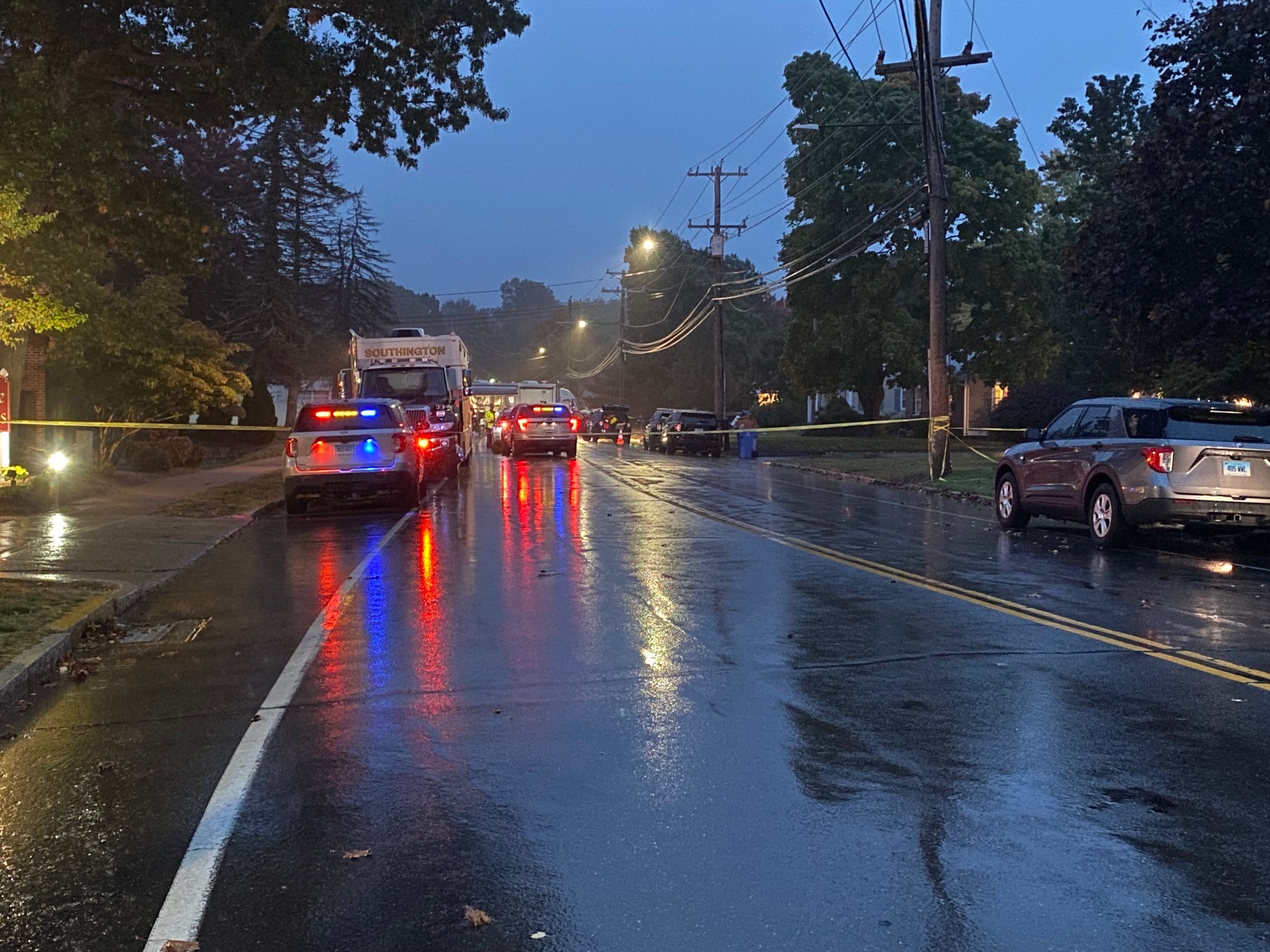 3 police officers shot in Bristol