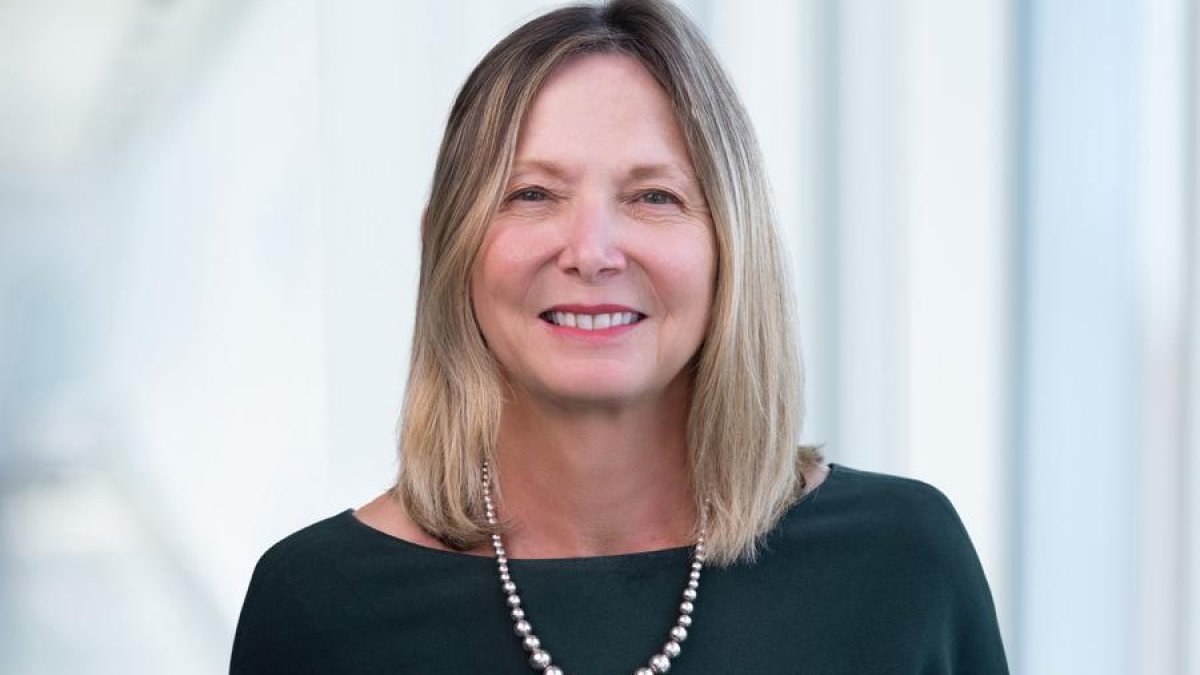 Boston Globe's top editor to step down