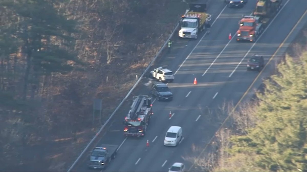 Trooper, Police Dog Injured When Stopped Cruiser Struck on I495 in
