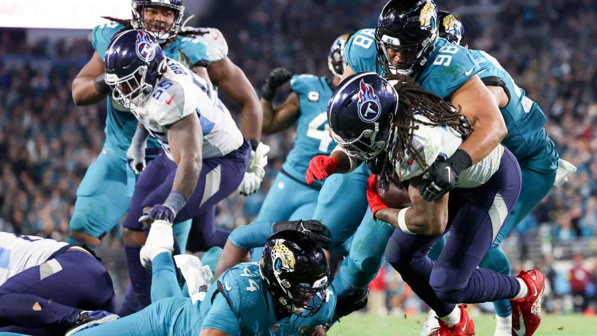 Jacksonville Jaguars Come From Behind to Clinch Playoff Berth for the First  Time Since 2017 – NBC Boston