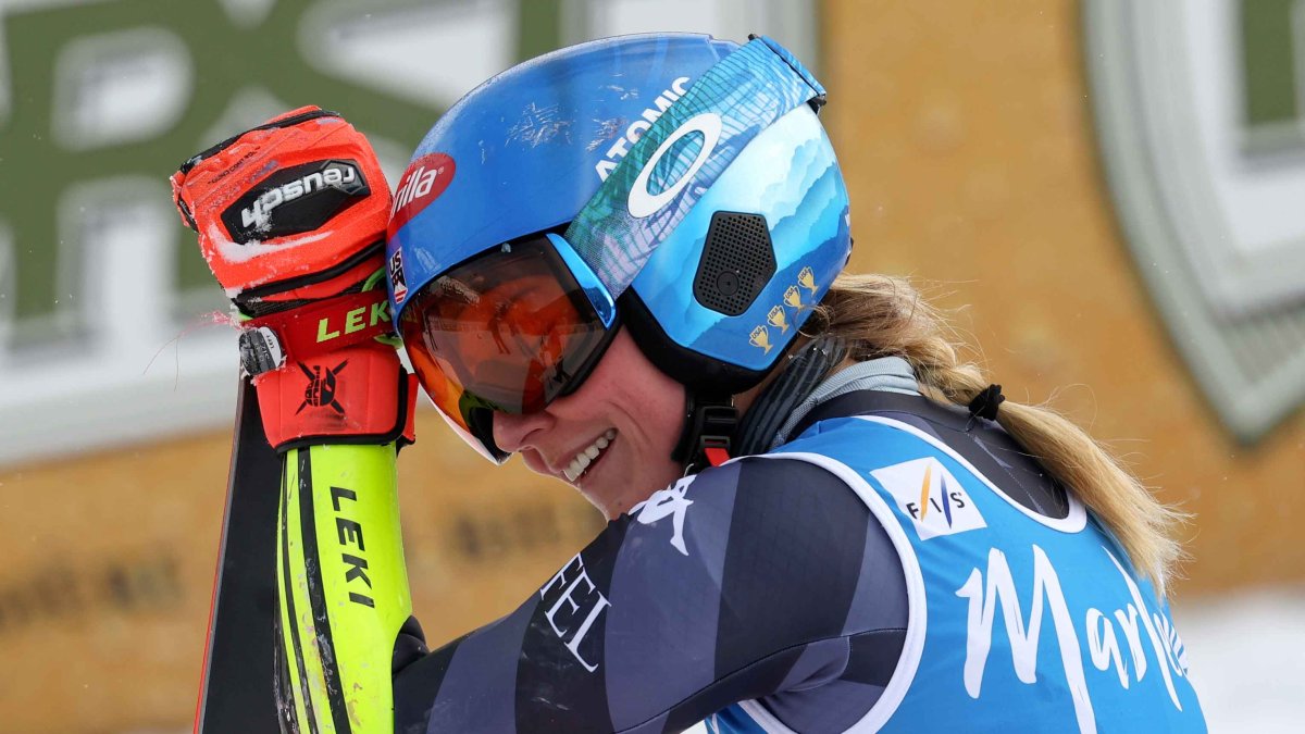 Americká lyžařka Mikaela Shiffrinová vítězí v 83. závodě Světového poháru – NBC Boston