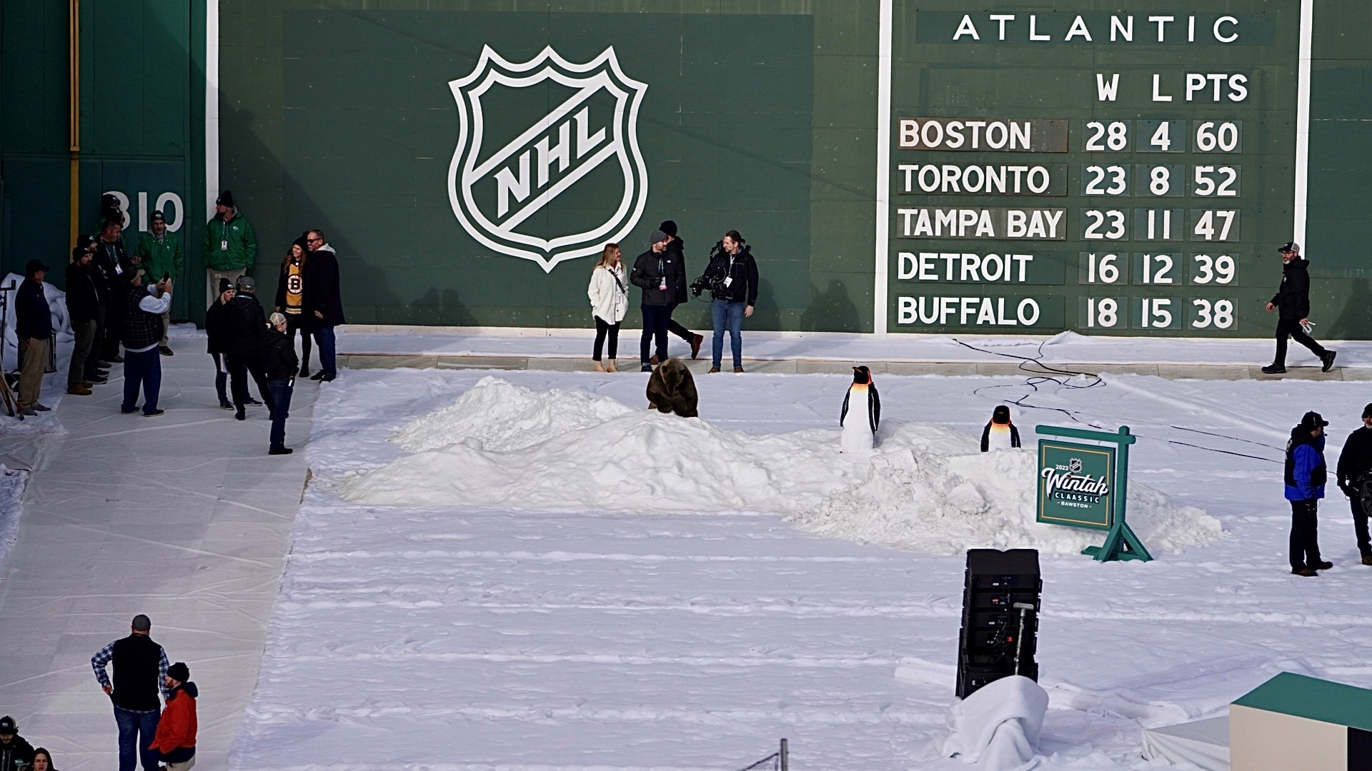 Bruins Win Winter Classic at Fenway Park – NBC Boston