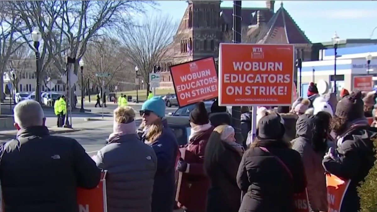 Woburn Teachers Strike Enters Day 5 Nbc Boston 