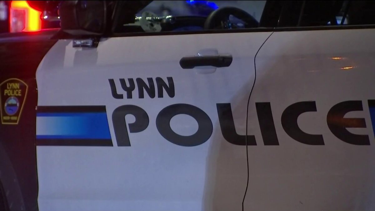 Lynn MA Lynnway crash involving pedestrian – NBC Boston