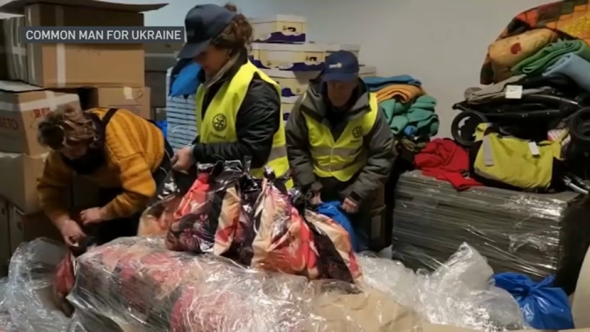 Обычный украинец помогает сиротам — NBC Boston Обычный украинец помогает сиротам — NBC Boston
