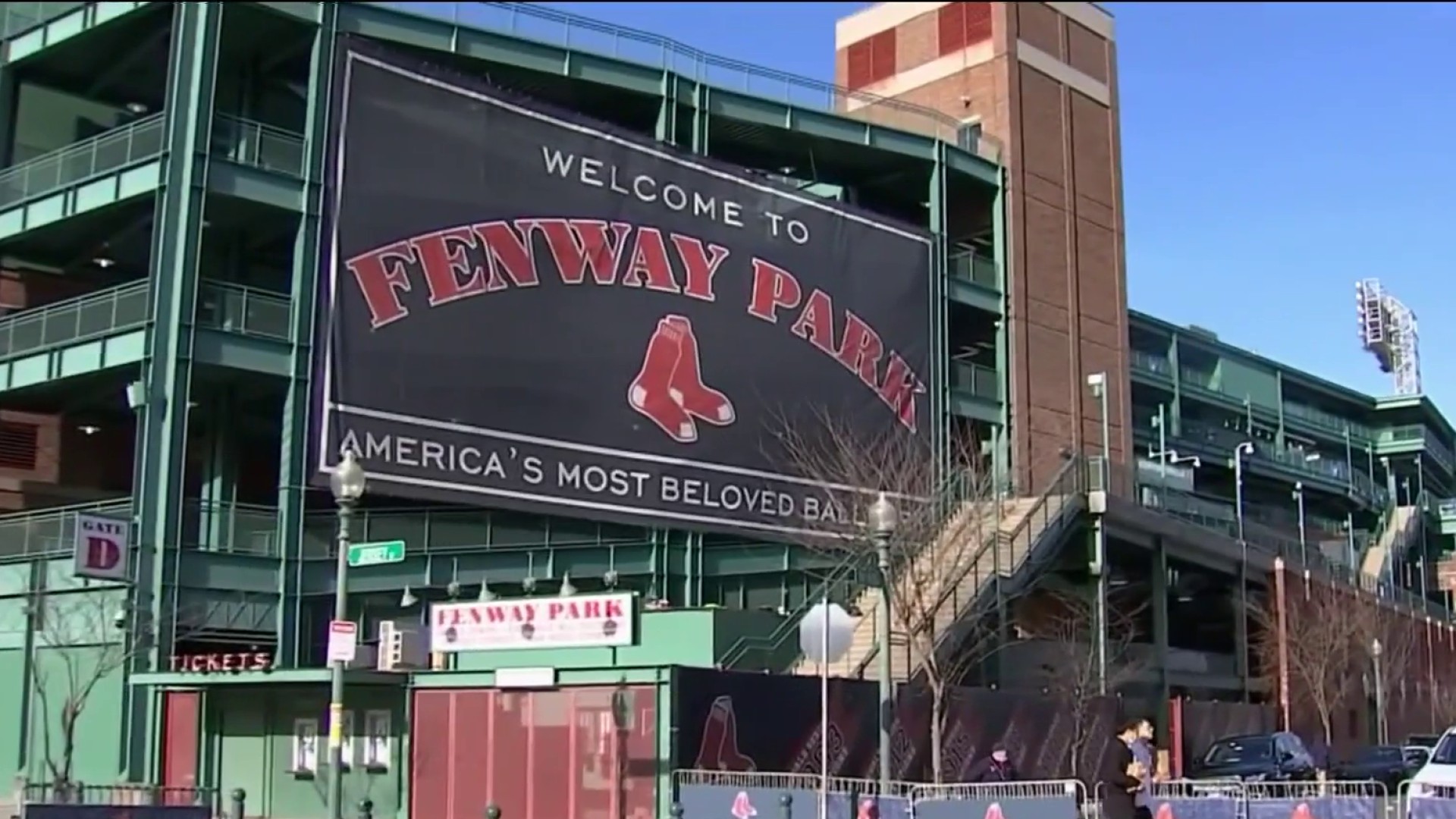 welcome to fenway park sign