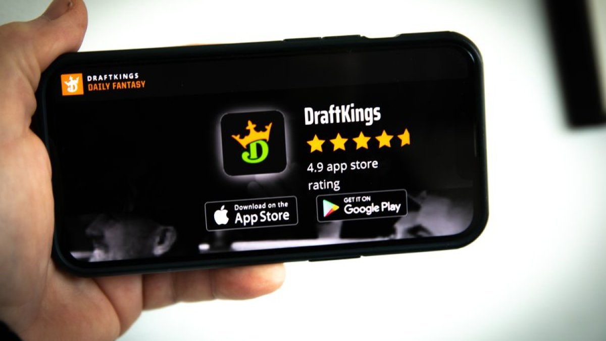 DraftKings Launches Online Sportsbook in Mass. This Week NBC Boston