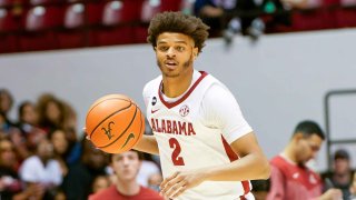 Alabama Crimson Tide forward Darius Miles (2) brings the ball down court against the Longwood Lancers during first half at Coleman Coliseum.