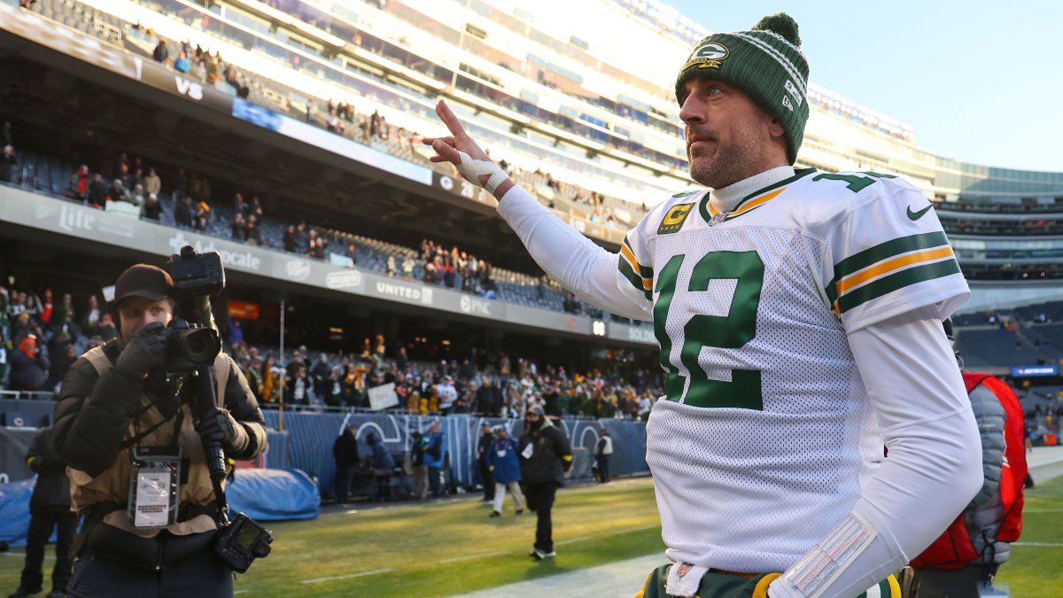 Why the Aaron Rodgers trade to the Jets may not happen for a while - The  Boston Globe