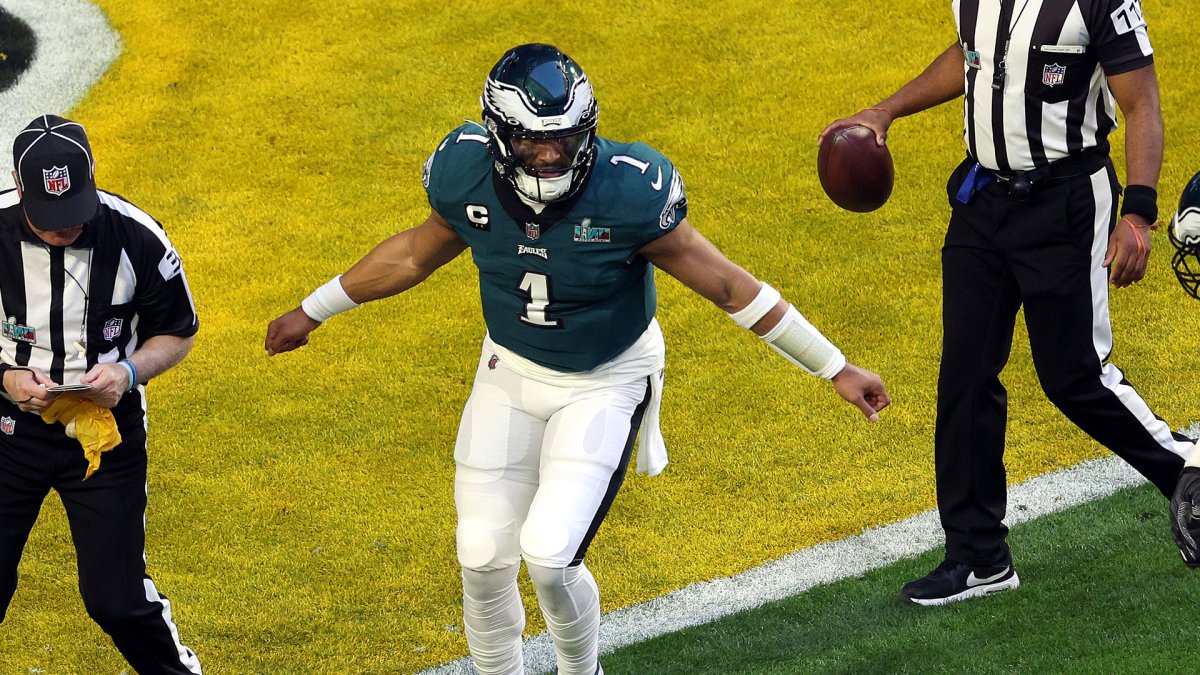 These Are the Highest Paid QBs in the NFL – NBC Boston