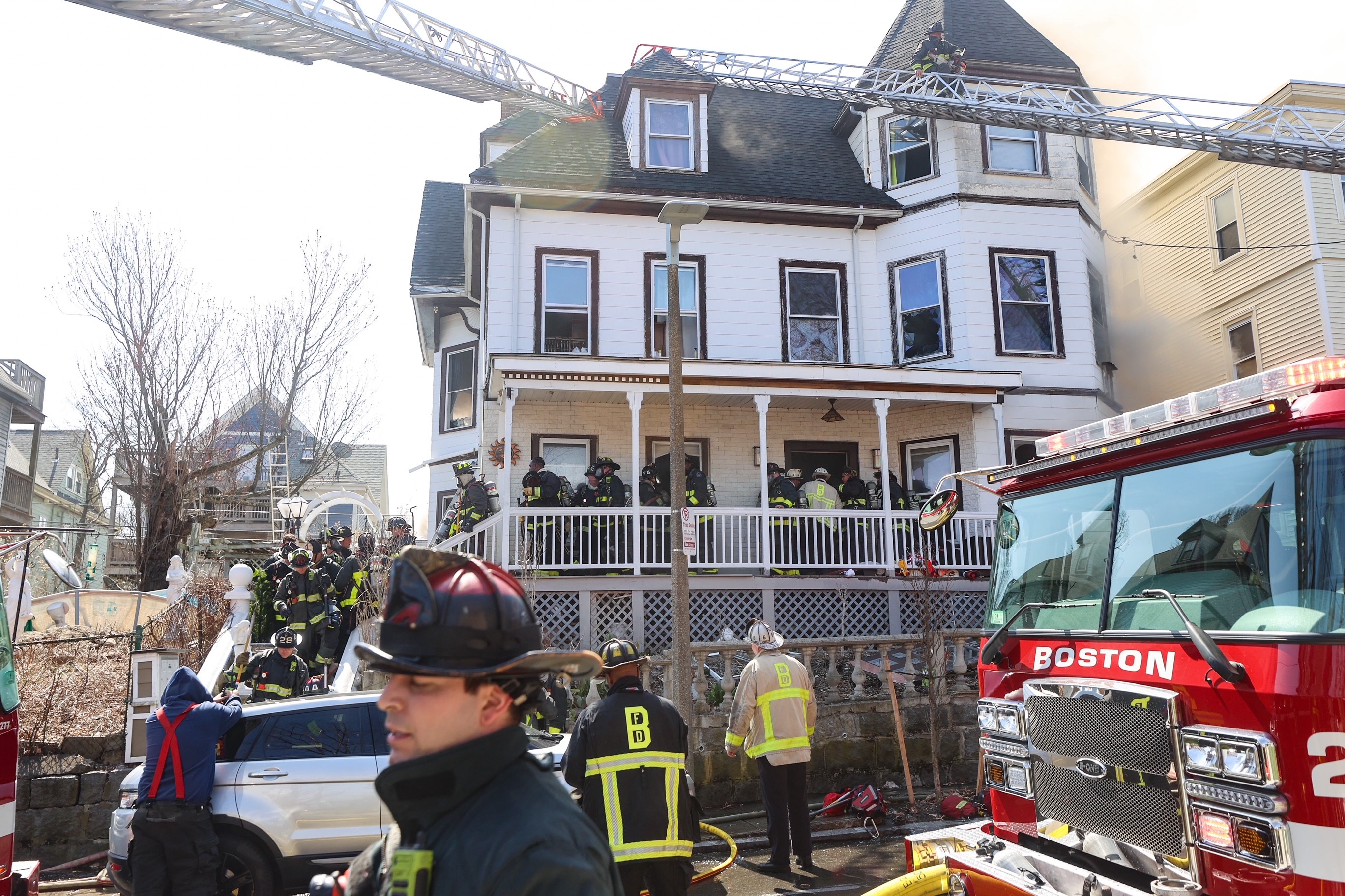 Boston Fire Crews Battle Dorchester Blaze – NBC Boston