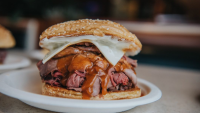 Kelly's Roast Beef to Open in Dedham