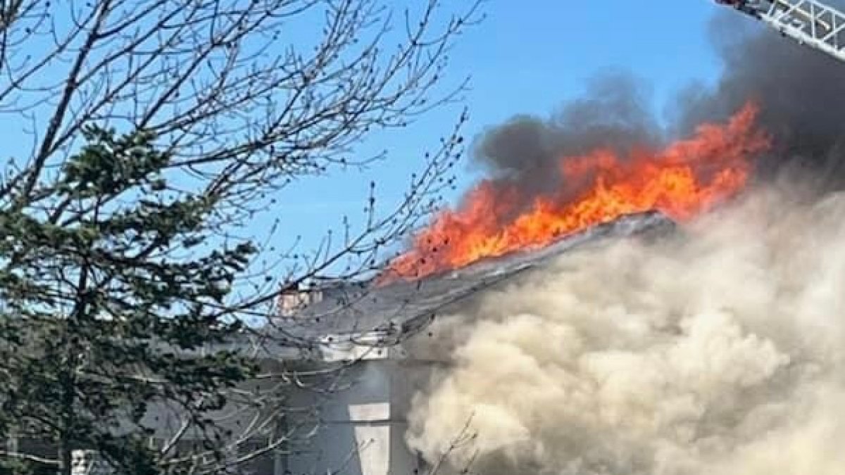Fire Destroys Former Country Club in Dartmouth, Mass. NBC Boston