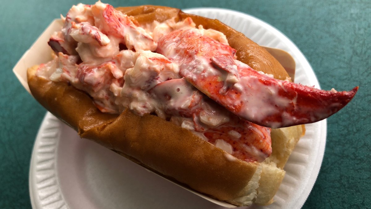 PHOTOS The Lobster Hut in Plymouth, MA NBC Boston