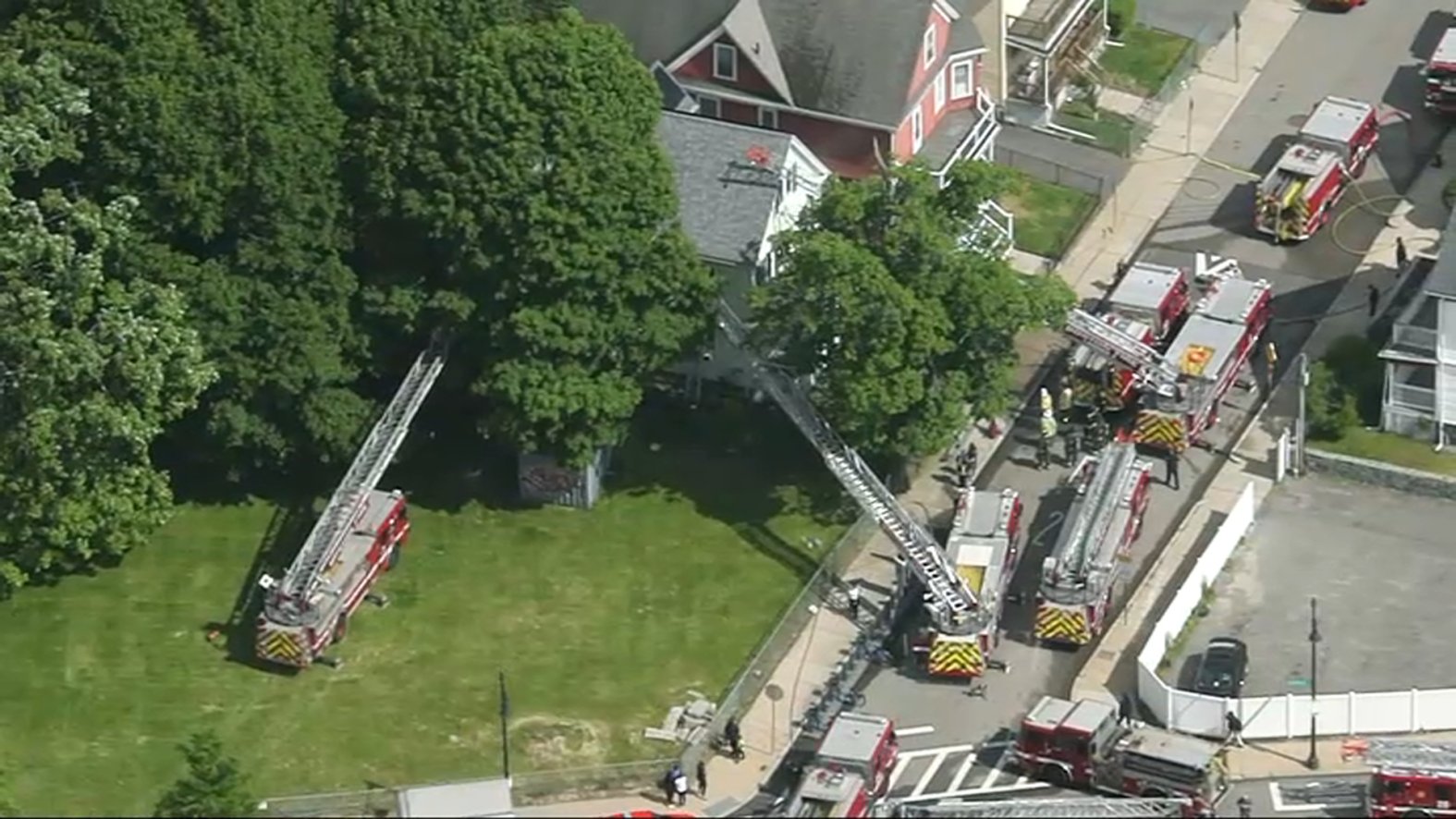 Woman Rescued From Heavy Fire in Dorchester Building – NBC Boston