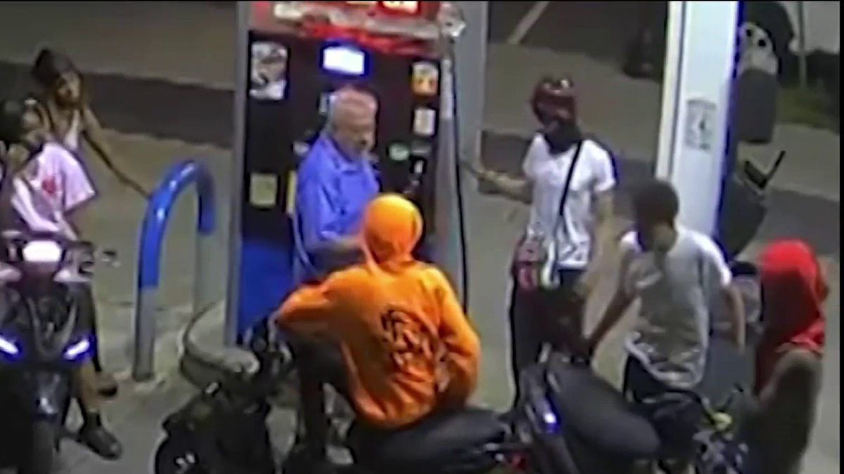 Police search for suspects in Revere gas station robbery – NBC Boston