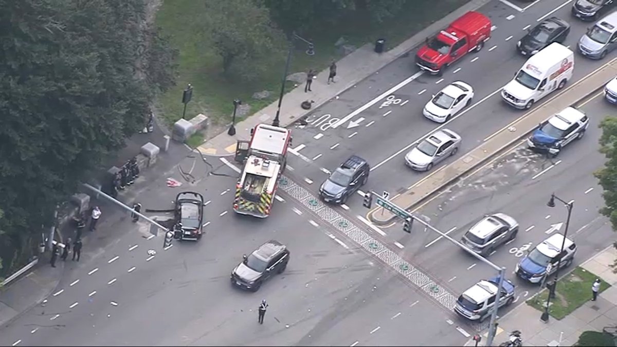 Boston Police Cruiser Other Car Involved In Crash Near Franklin Park