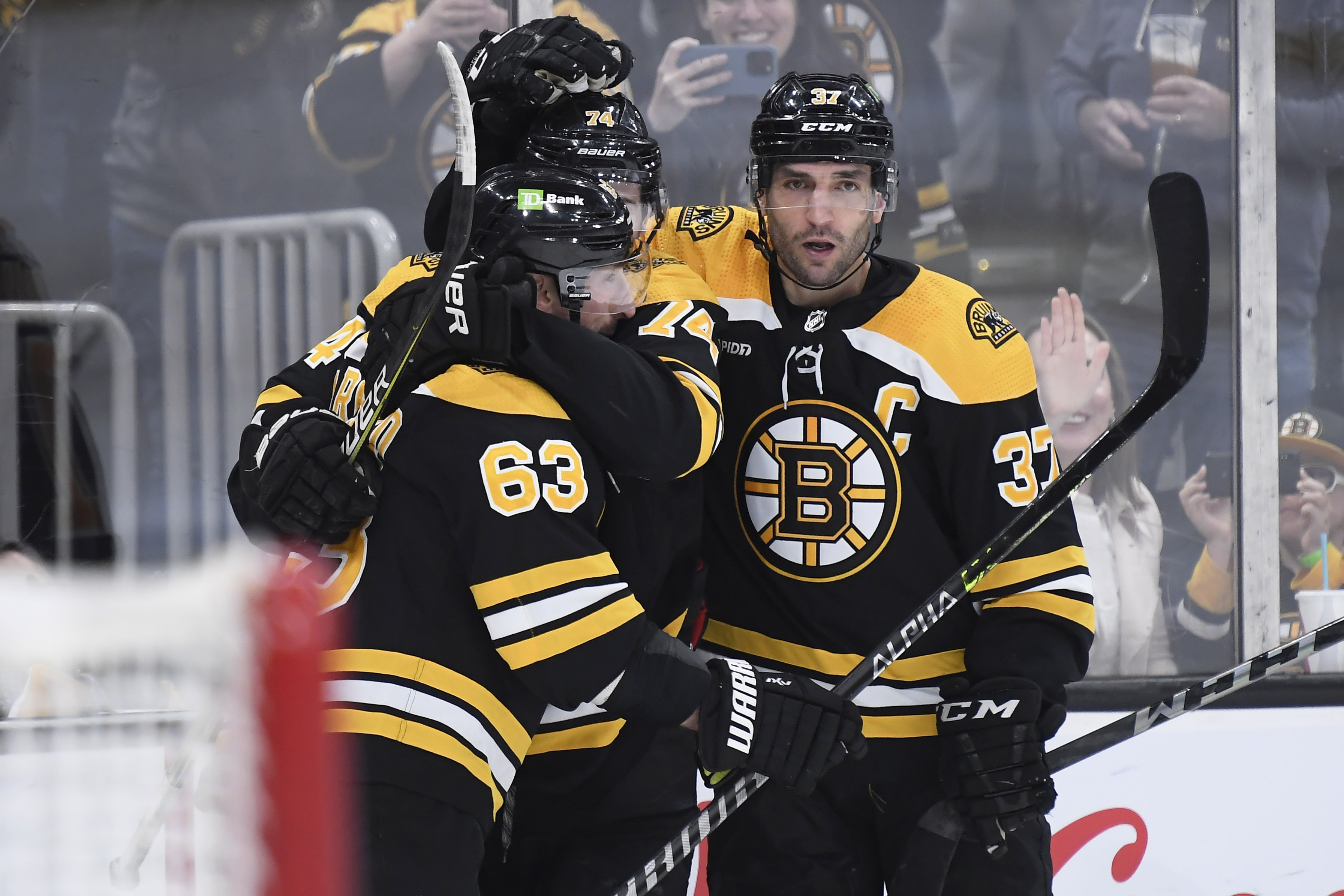 Patrice Bergeron, Boston Bruins forward and captain, announces retirement  after 19 seasons - Boston News, Weather, Sports