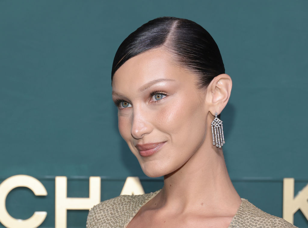 Bella Hadid Completes Over 100 Days Of Lyme Disease Treatment