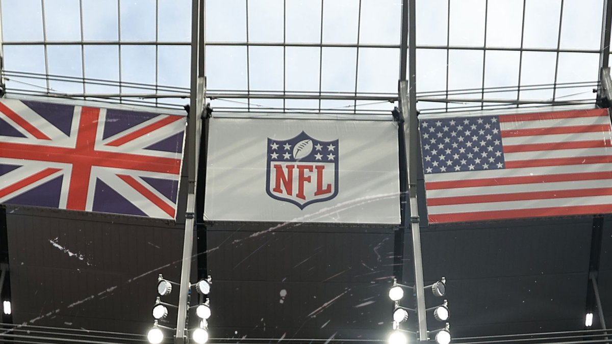 nfl replay flag