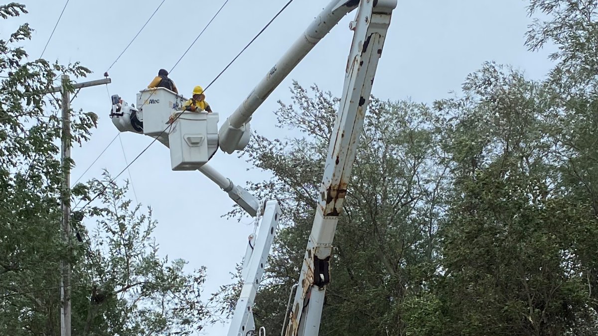 Lee bears down on New England, knocking out power for some NBC Boston