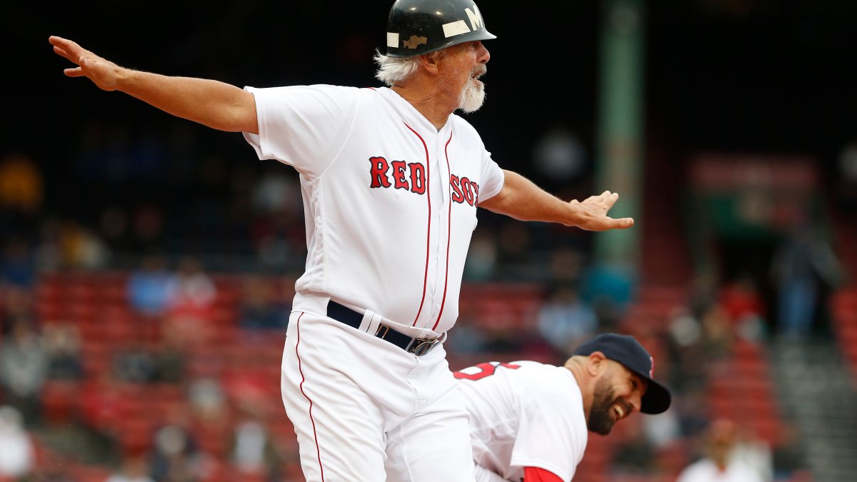 Bill 'Spaceman' Lee reportedly laughing and talking after collapsing at  WooSox game – NBC Boston