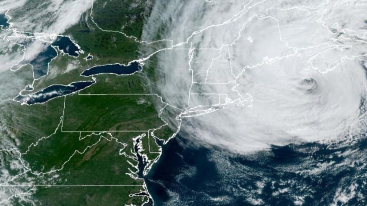 Hurricane Lee brings rainfall, wind, and coastal erosion to New England ...