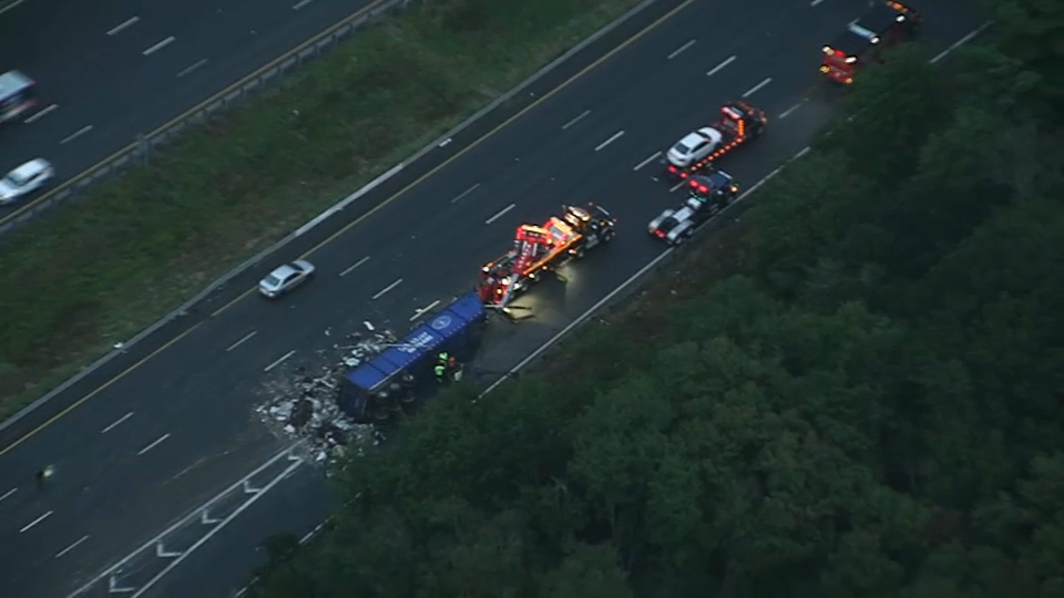 I93 south accident shuts down highway in Wilmington, Mass. NBC Boston I93 south accident shuts down highway in Wilmington, Mass. NBC Boston